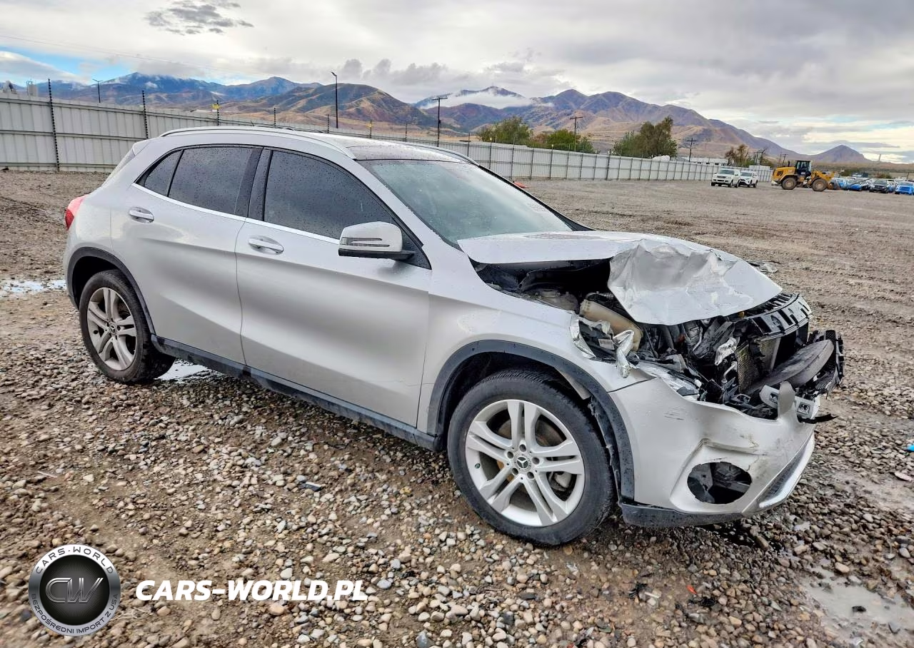 2018 Mercedes-Benz Gla 250 4Matic VIN:WDCTG4GB3JJ497994 - 4