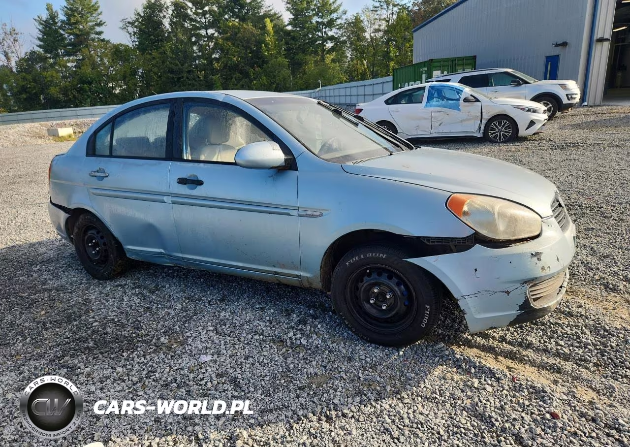 2009 Hyundai Accent Gls VIN:KMHCN46C59U302859 - 4