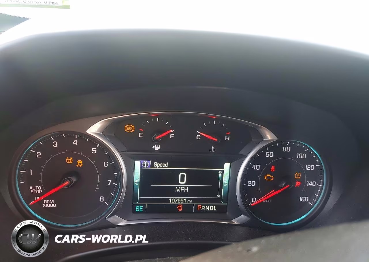 2018 Chevrolet Equinox Premier VIN:2GNAXWEX0J6330391 - 9