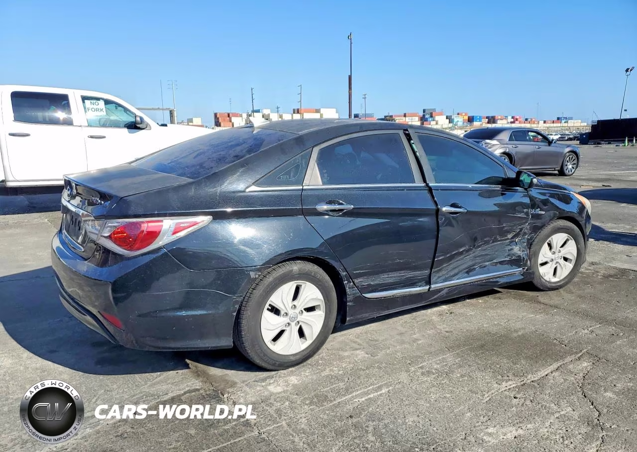 2013 Hyundai Sonata Hybrid VIN:KMHEC4A49DA051255 - 3
