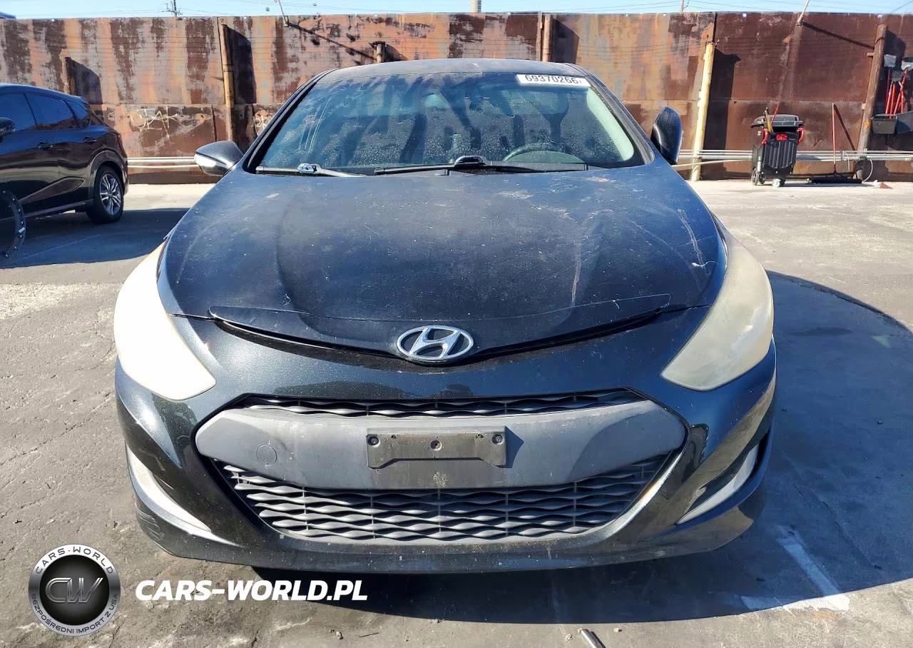 2013 Hyundai Sonata Hybrid VIN:KMHEC4A49DA051255 - 5