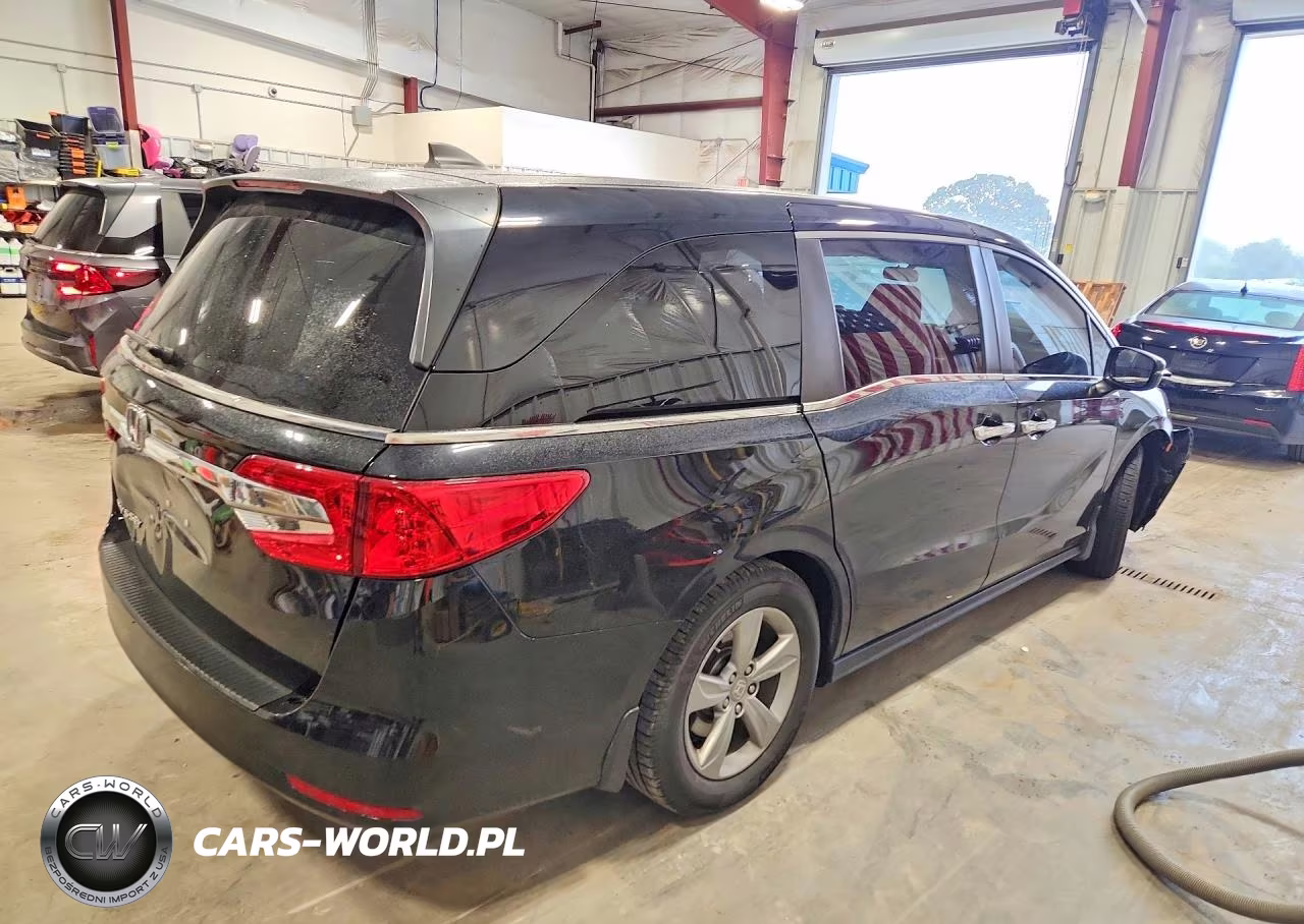 2018 Honda Odyssey Ex VIN:5FNRL6H56JB045108 - 3