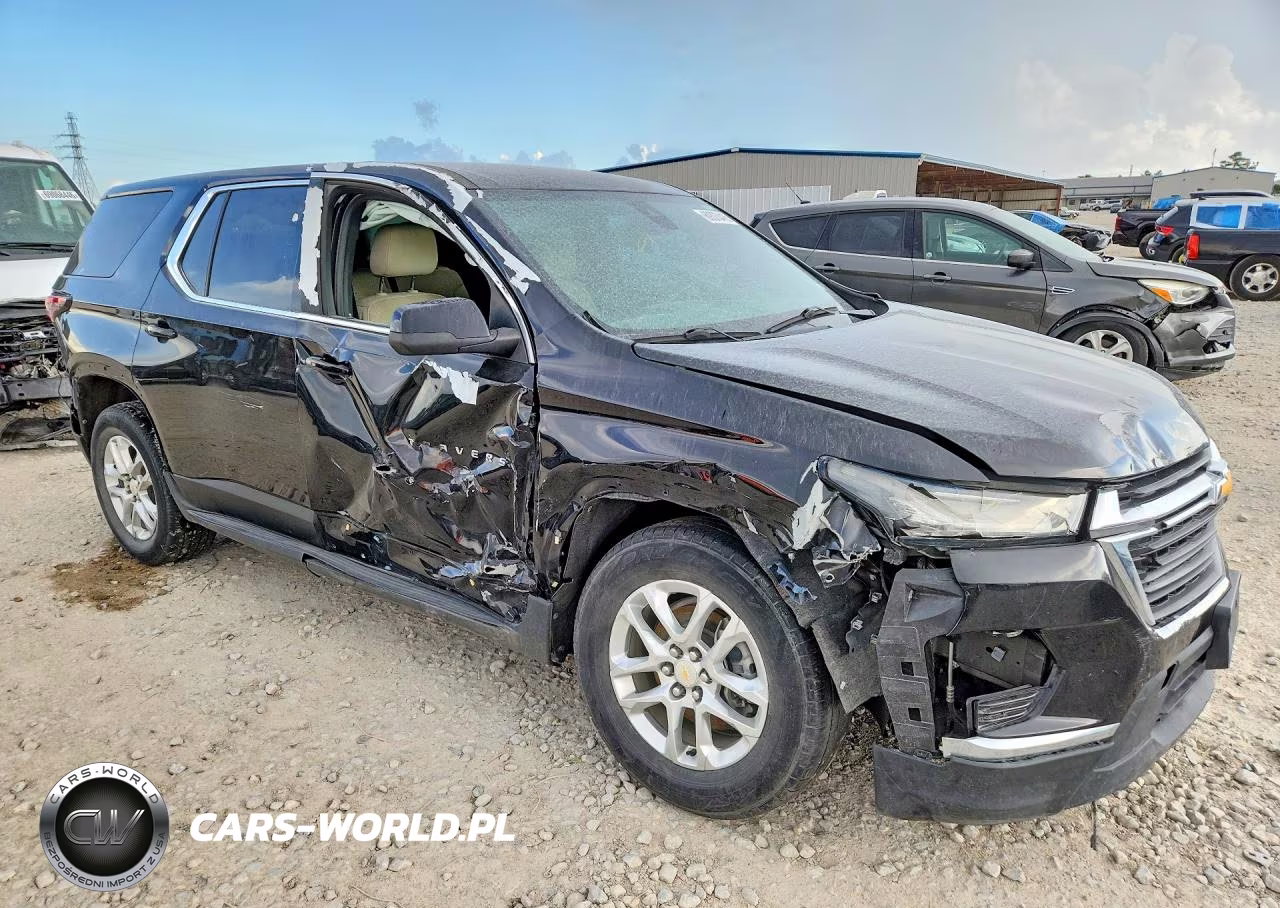 2022 Chevrolet Traverse Ls VIN:1GNERFKW5NJ155376 - 4