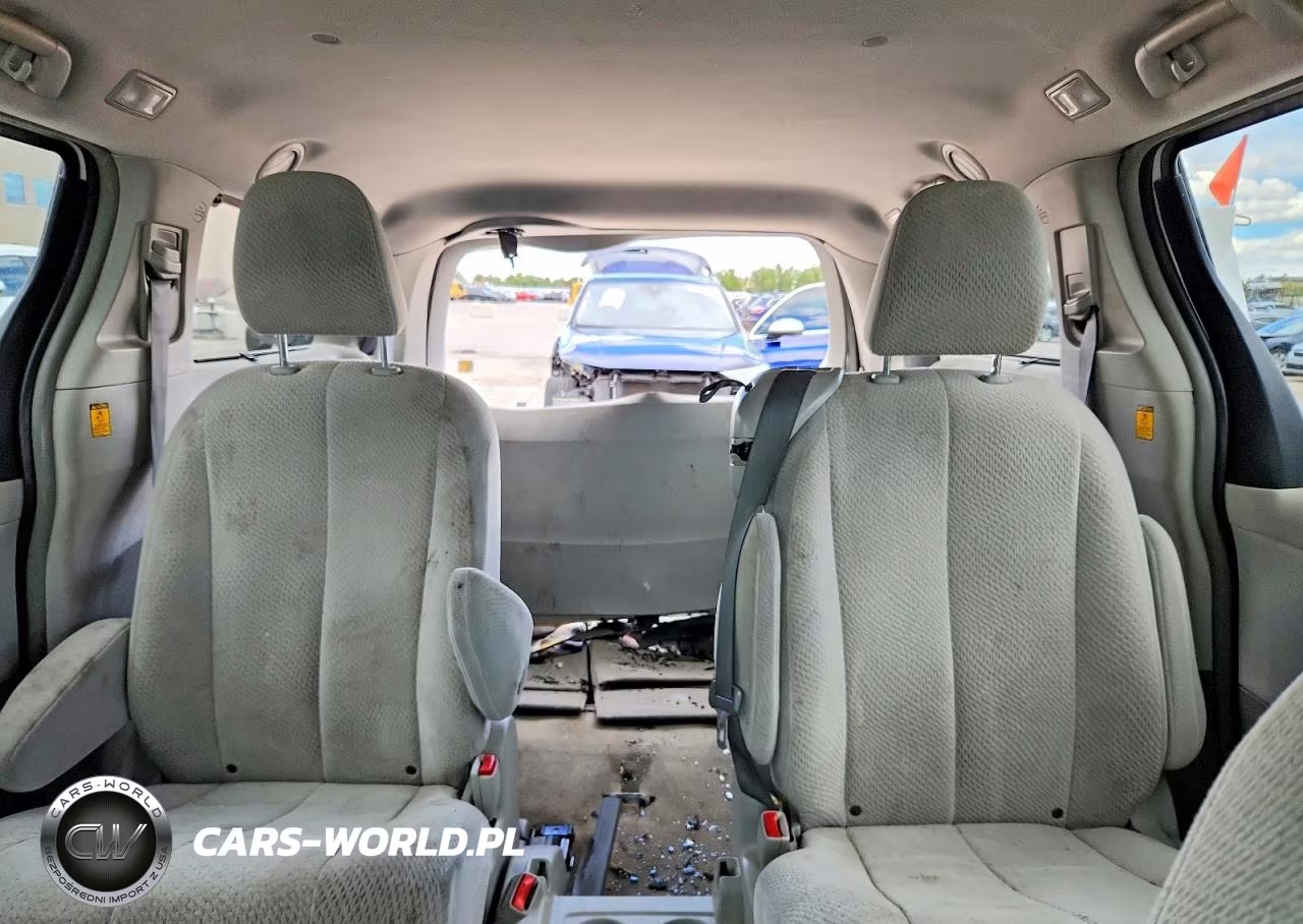 2012 Toyota Sienna Le VIN:5TDKK3DC9CS231716 - 10