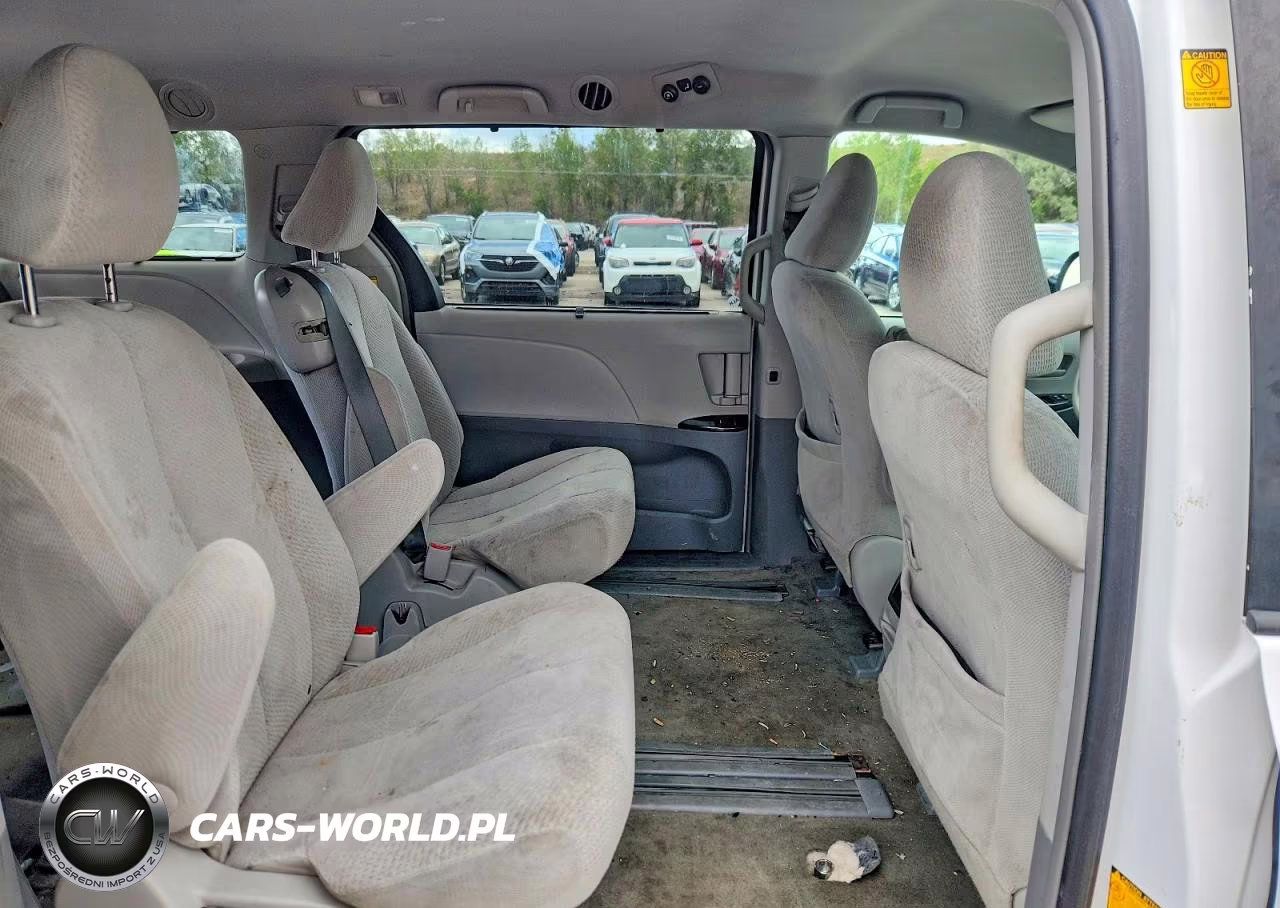 2012 Toyota Sienna Le VIN:5TDKK3DC9CS231716 - 11