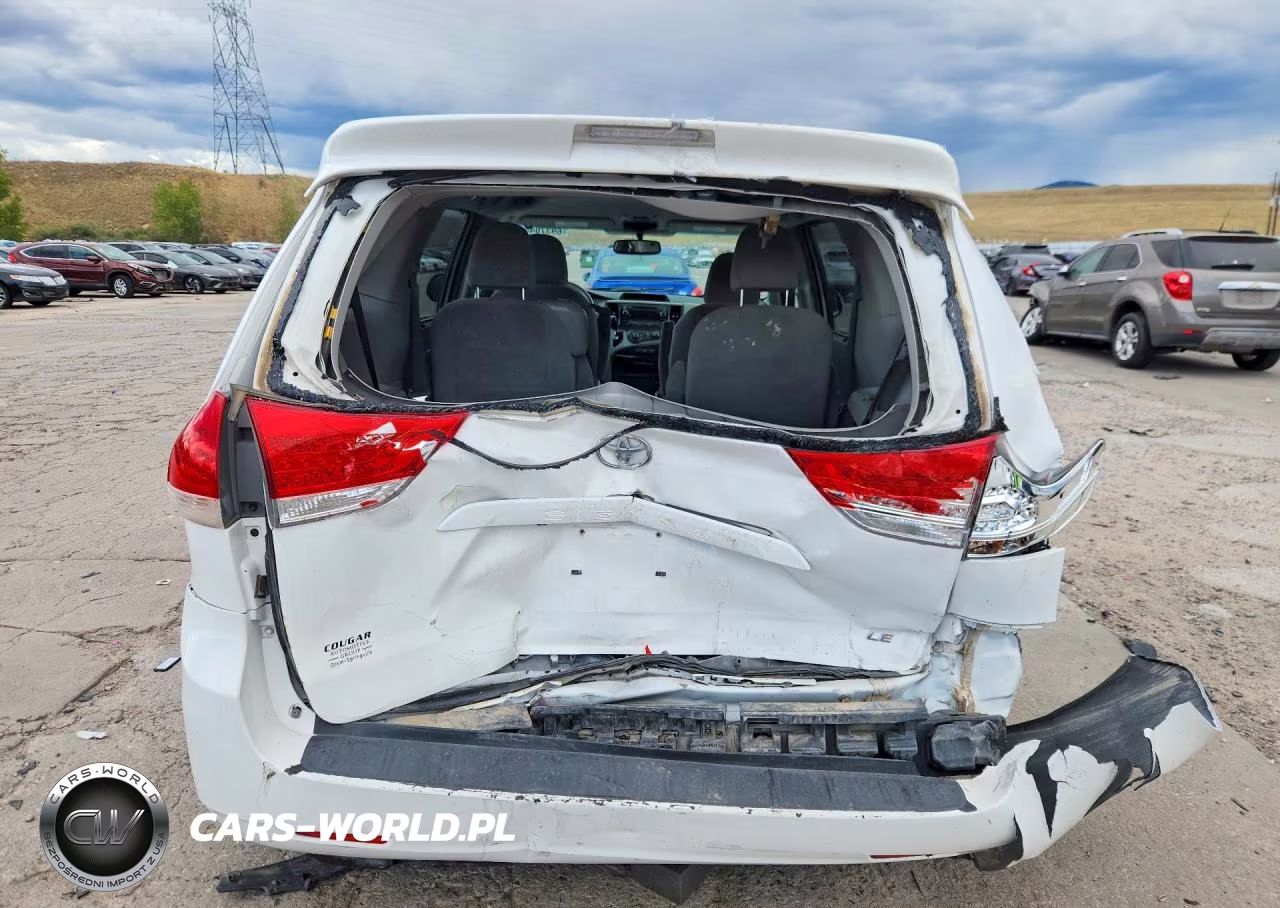 2012 Toyota Sienna Le VIN:5TDKK3DC9CS231716 - 6