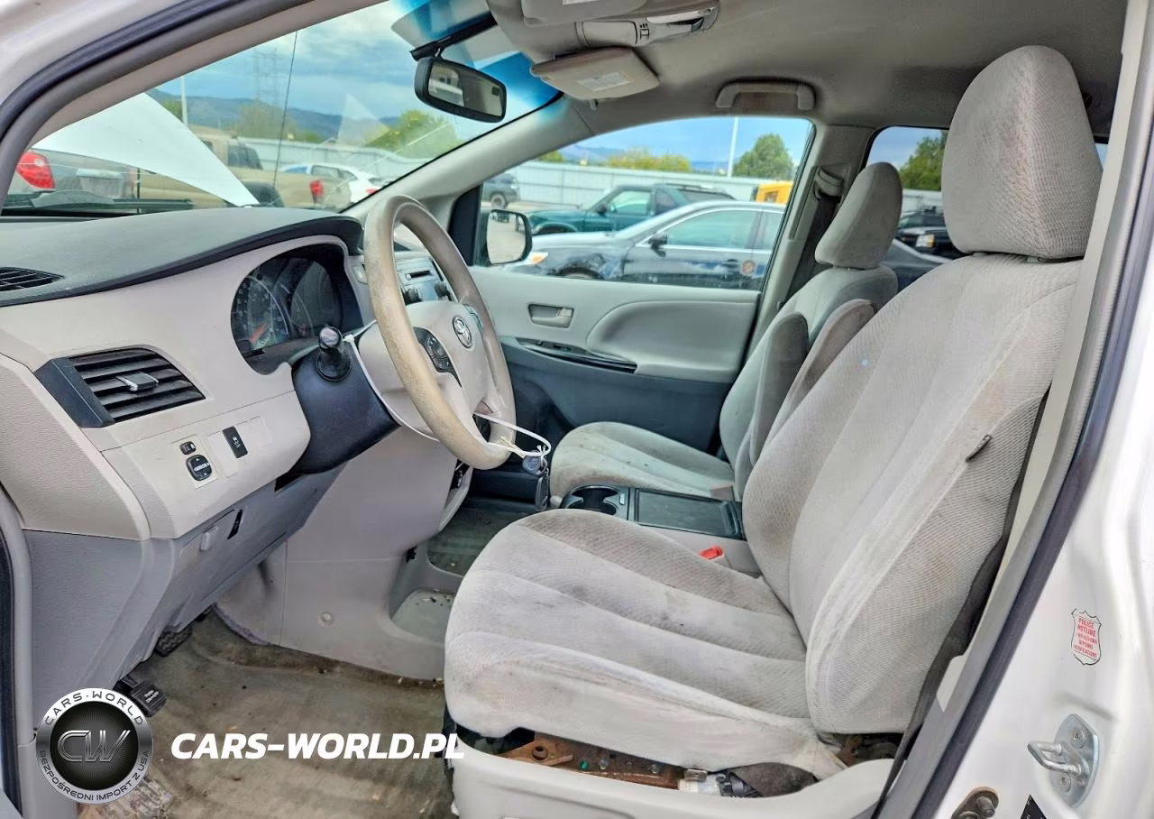 2012 Toyota Sienna Le VIN:5TDKK3DC9CS231716 - 7