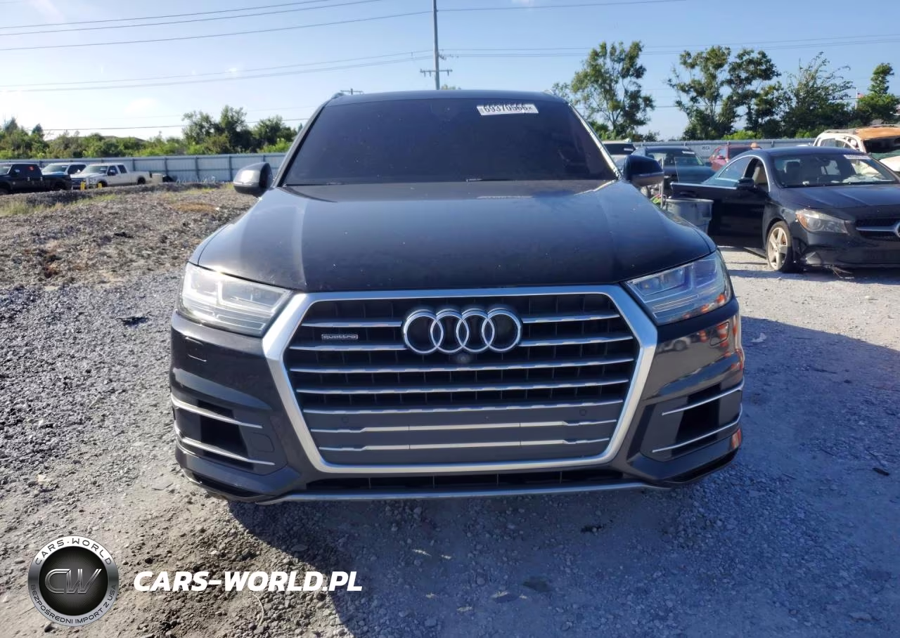 2017 Audi Q7 Premium Plus VIN:WA1LAAF77HD047142 - 5