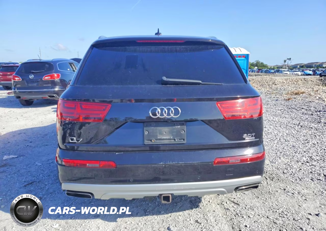 2017 Audi Q7 Premium Plus VIN:WA1LAAF77HD047142 - 6