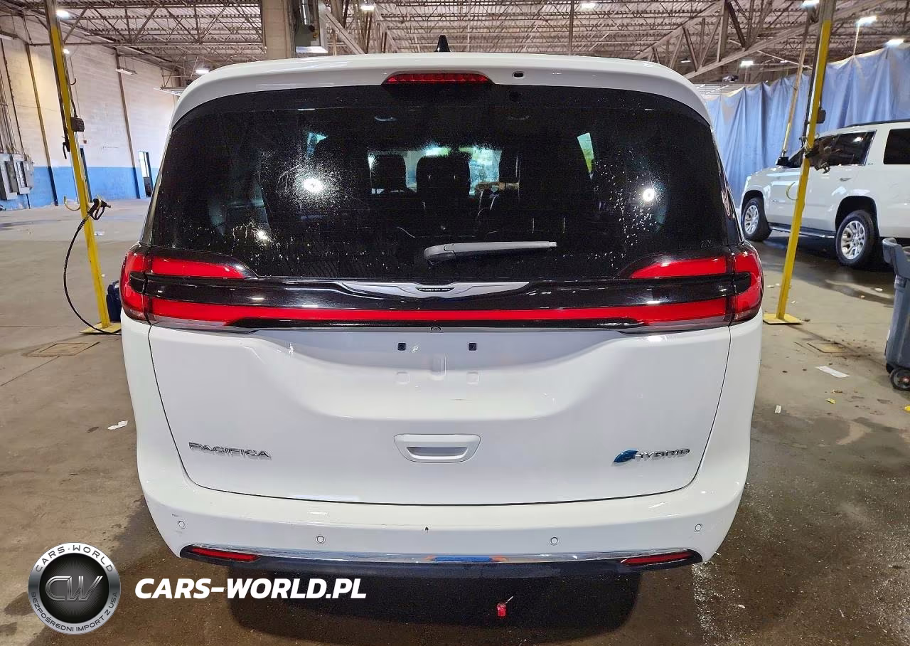 2025 Chrysler Pacifica Hybrid Select VIN:2C4RC1S74SR575693 - 6
