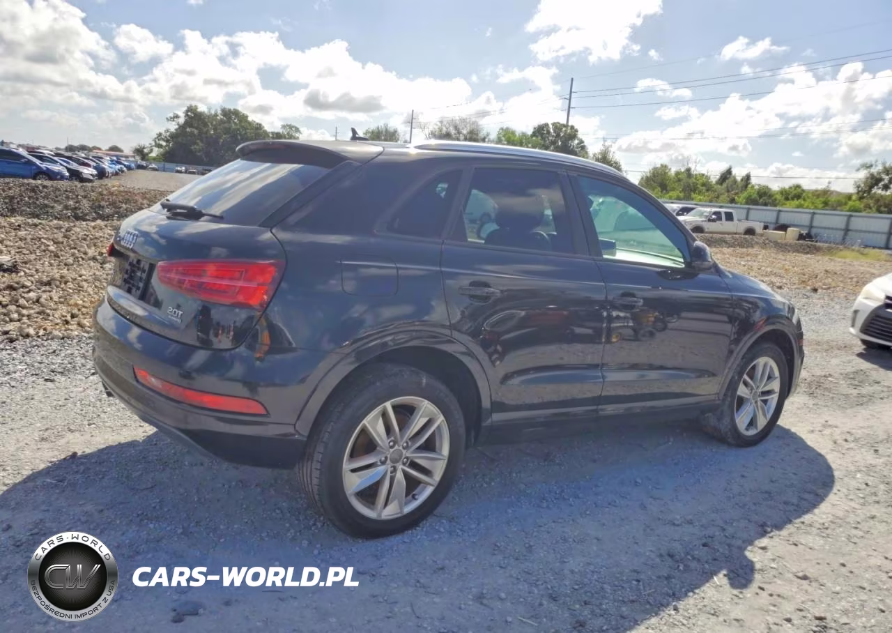 2017 Audi Q3 Premium VIN:WA1ECCFS8HR004094 - 3