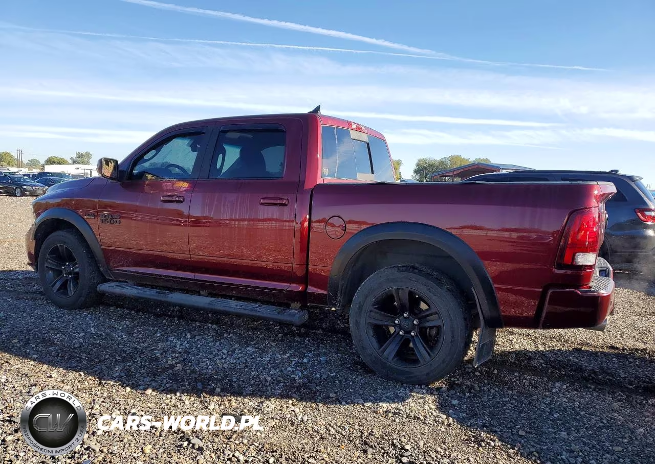 2018 Ram 1500 Sport VIN:1C6RR7MT2JS213975 - 2