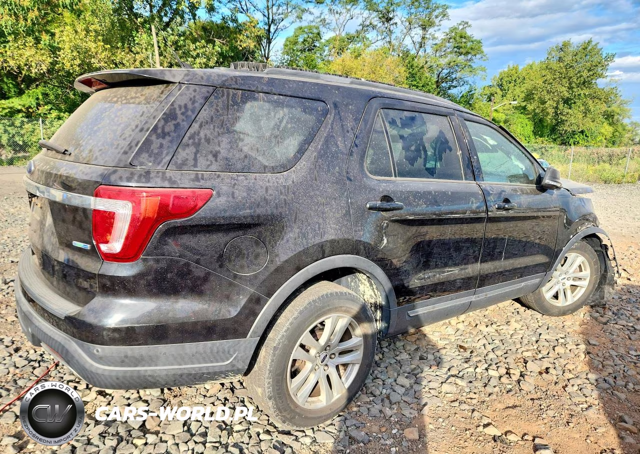 2019 Ford Explorer Xlt VIN:1FM5K8DH8KGB18818 - 3