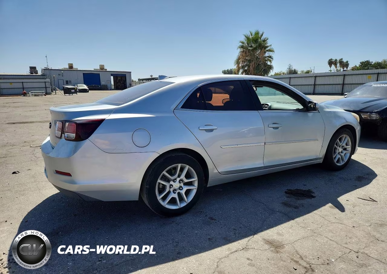 2014 Chevrolet Malibu 1Lt VIN:1G11C5SL7EF270257 - 3