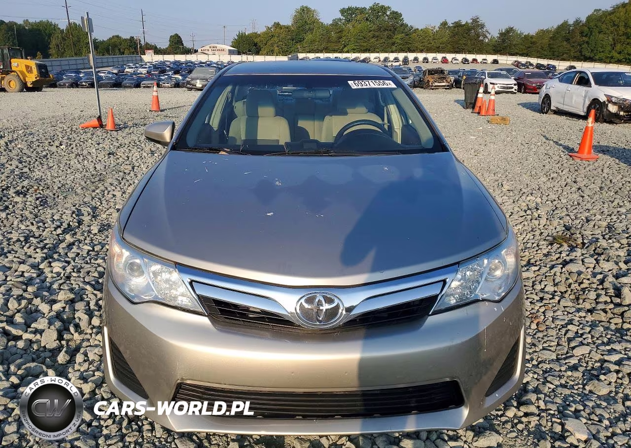 2014 Toyota Camry Le VIN:4T1BF1FK1EU443985 - 5