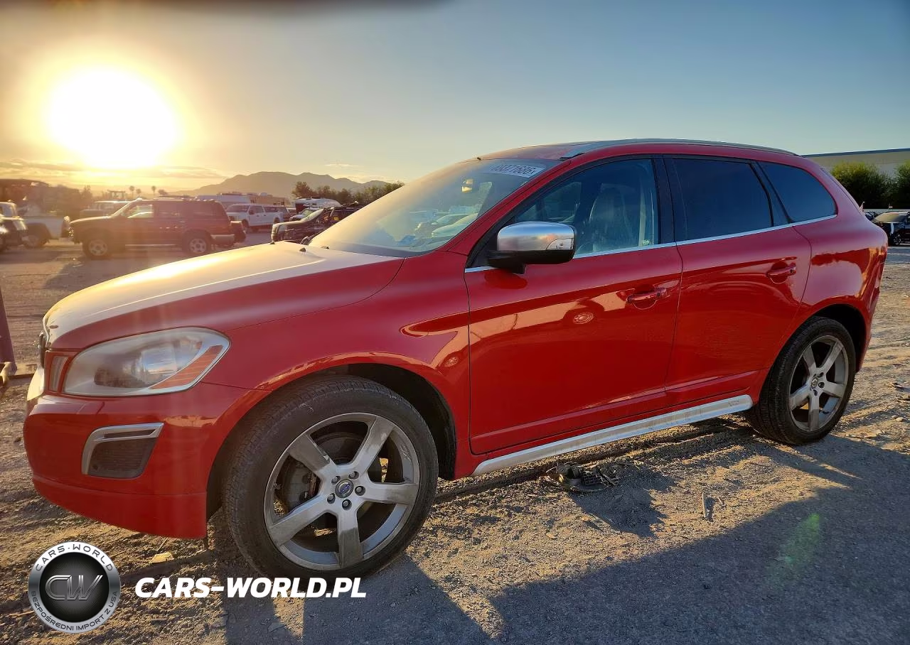 2013 Volvo Xc60 T6 – zdjęcie 1 z 13