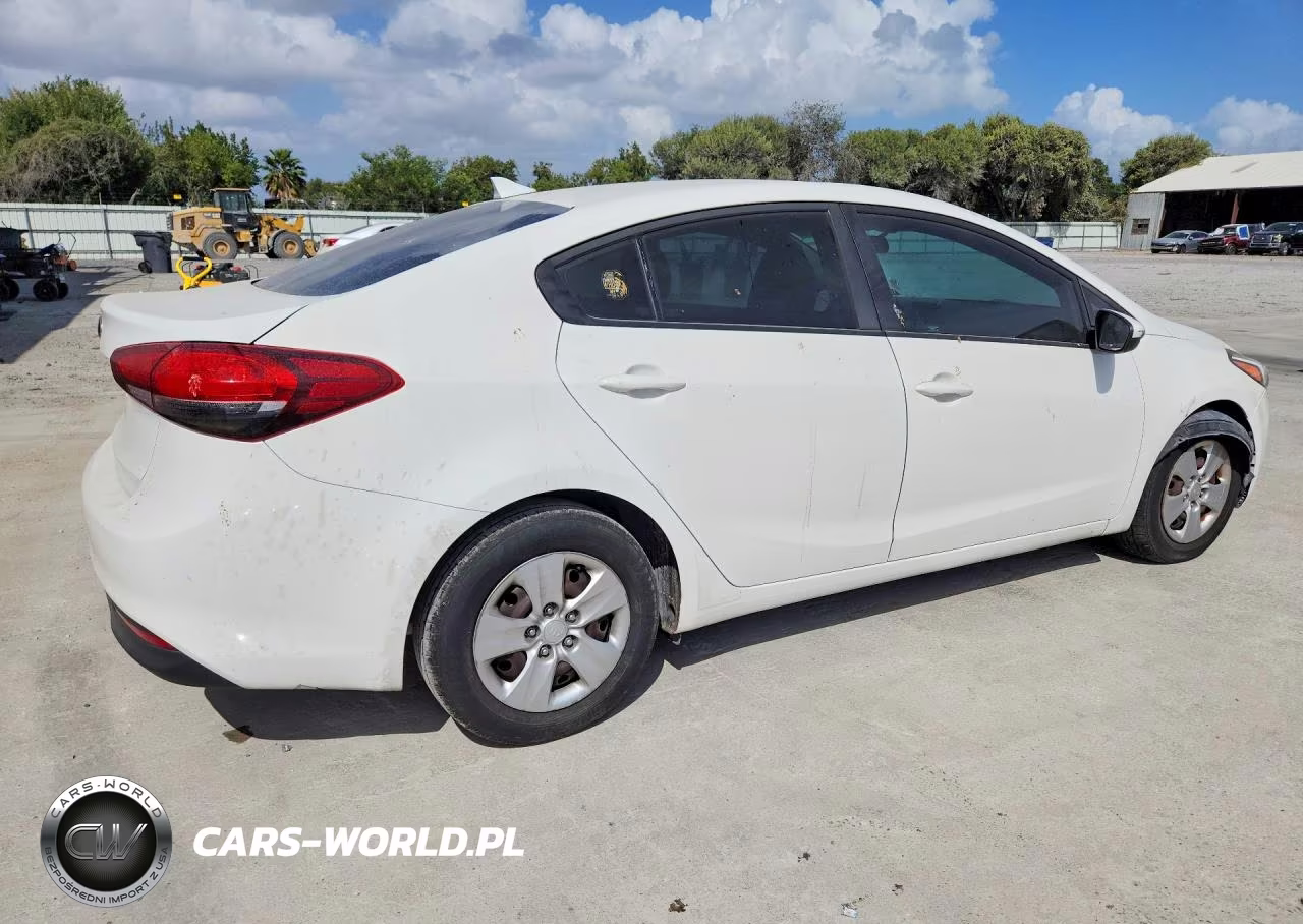 2017 Kia Forte Lx VIN:3KPFK4A79HE027921 - 3