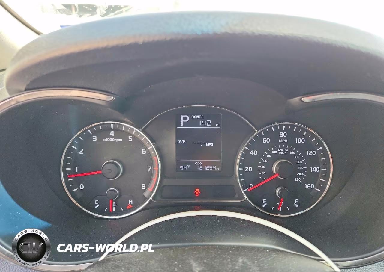 2017 Kia Forte Lx VIN:3KPFK4A79HE027921 - 9