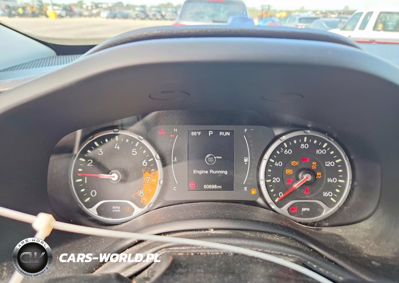 2016 Jeep Renegade Latitude VIN:ZACCJABT9GPD61559 - 9