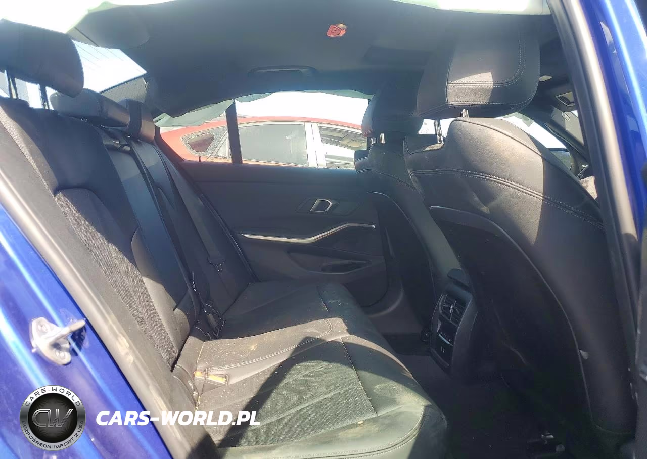 2025 BMW 330I VIN:3MW69CW01S8F01414 - 10