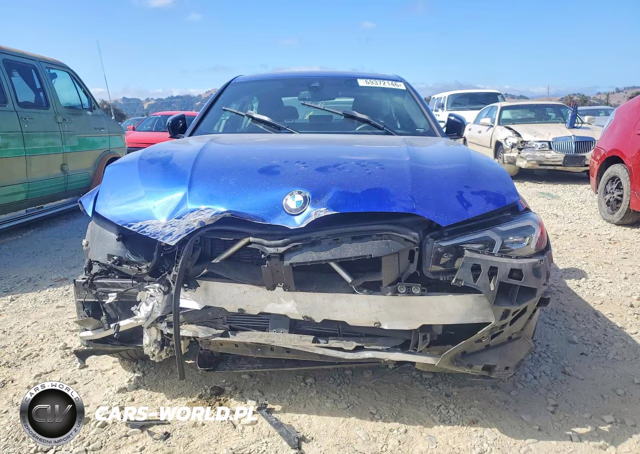2025 BMW 330I VIN:3MW69CW01S8F01414 - 5