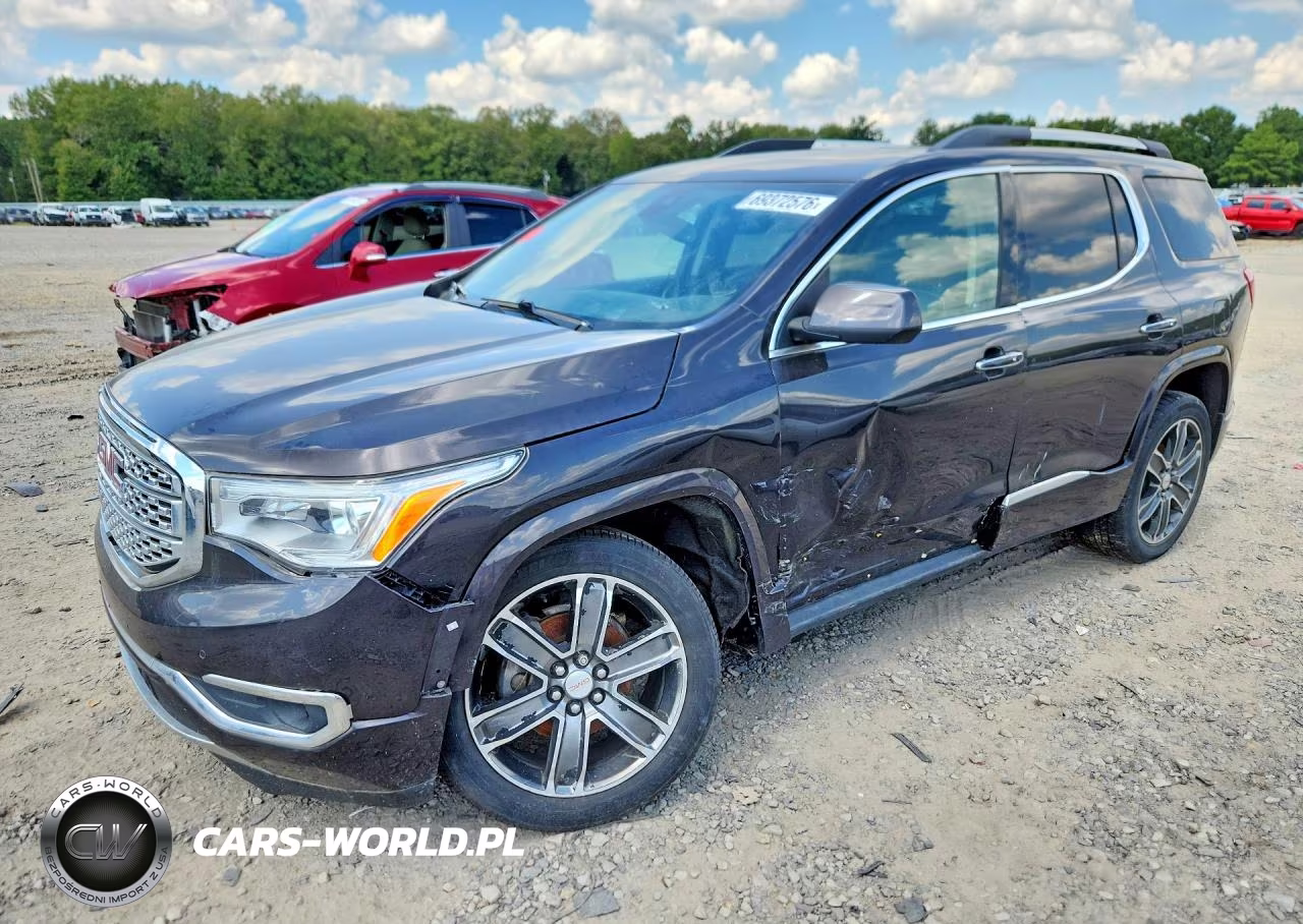 2017 GMC Acadia Denali – zdjęcie 1 z 12