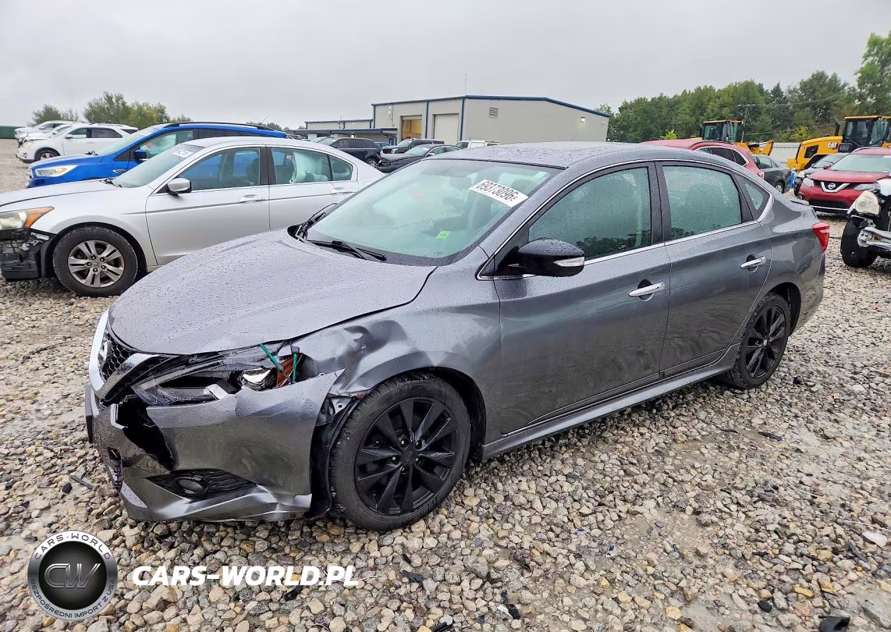2018 Nissan Sentra – zdjęcie 1 z 12