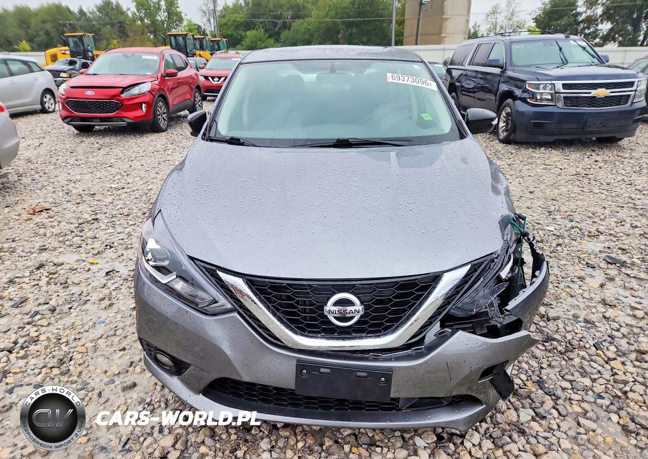 2018 Nissan Sentra VIN:3N1CB7AP0JY230885 - 5