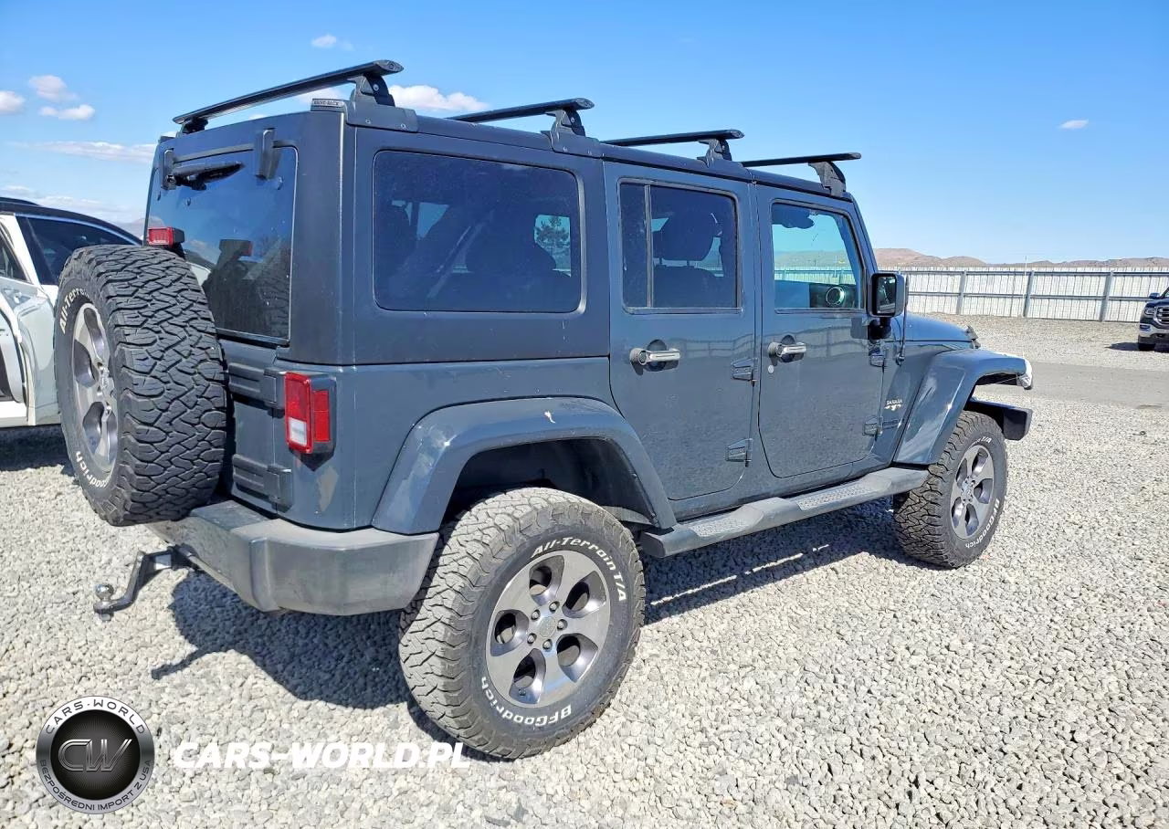 2016 Jeep Wrangler Unlimited Sahara VIN:1C4BJWEG8GL239173 - 3