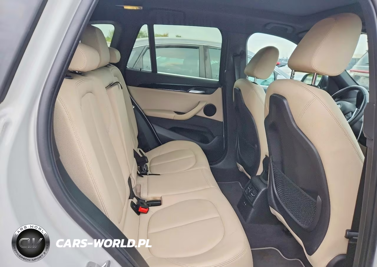 2022 BMW X1 xDrive28I VIN:WBXJG9C07N5V19916 - 10