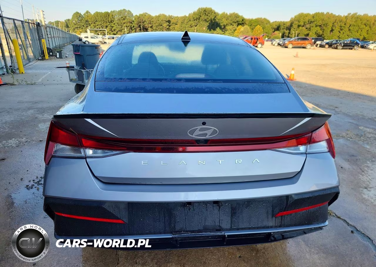 2025 Hyundai Elantra Sel Sport VIN:KMHLM4DG4SU069944 - 6