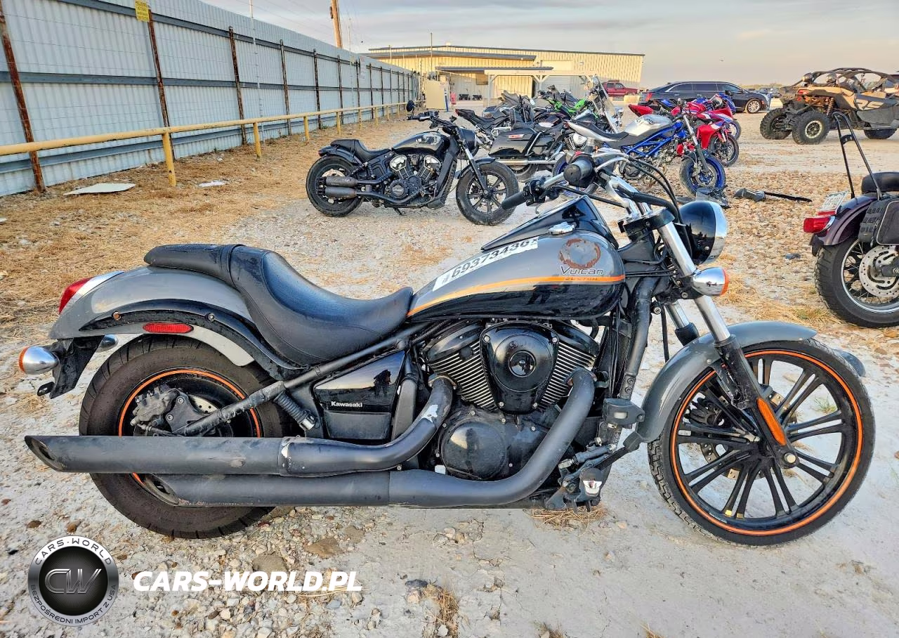 2019 Kawasaki Vn900 C – zdjęcie 1 z 9