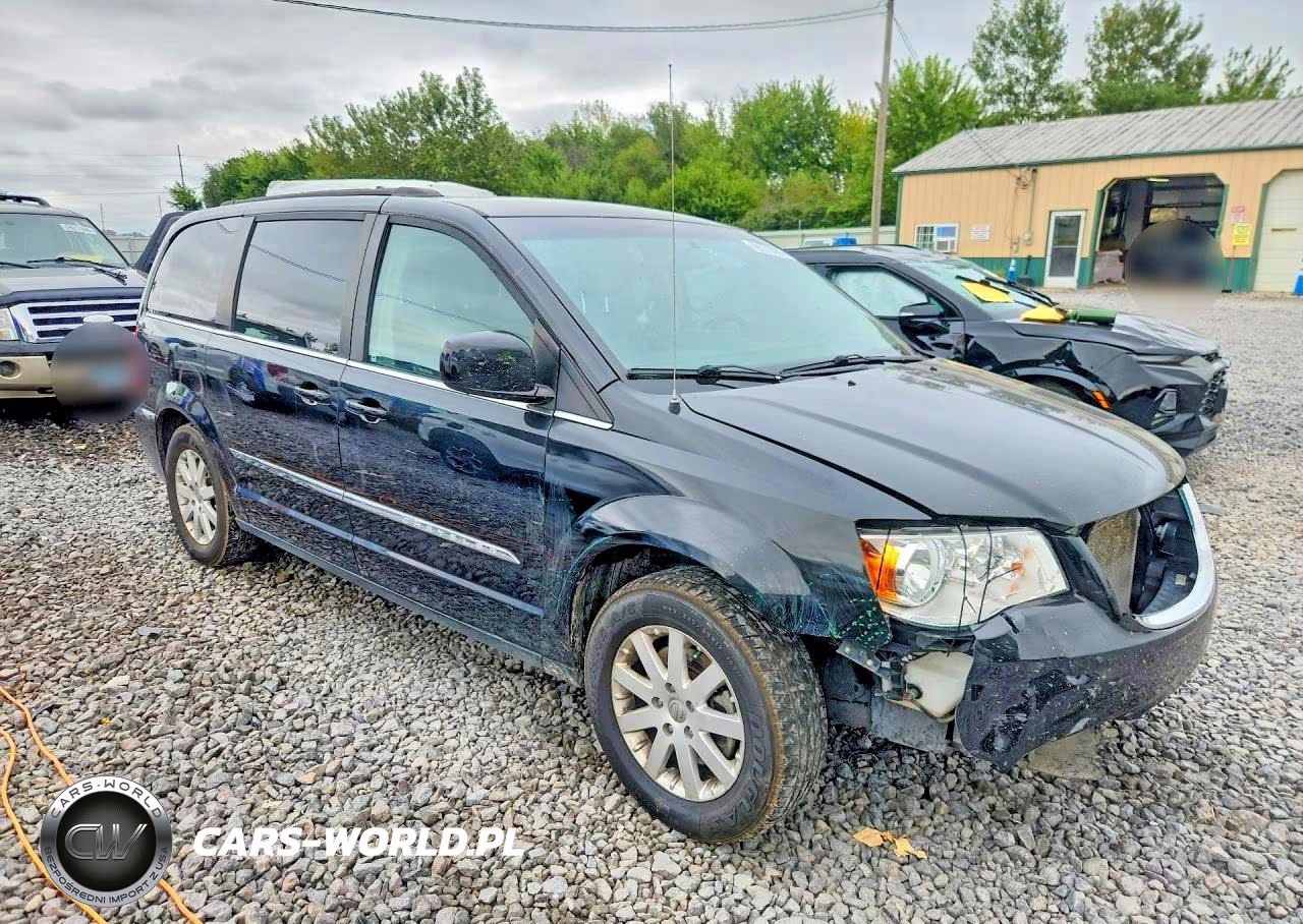 2015 Chrysler Town & Country Touring VIN:2C4RC1BG4FR520957 - 4