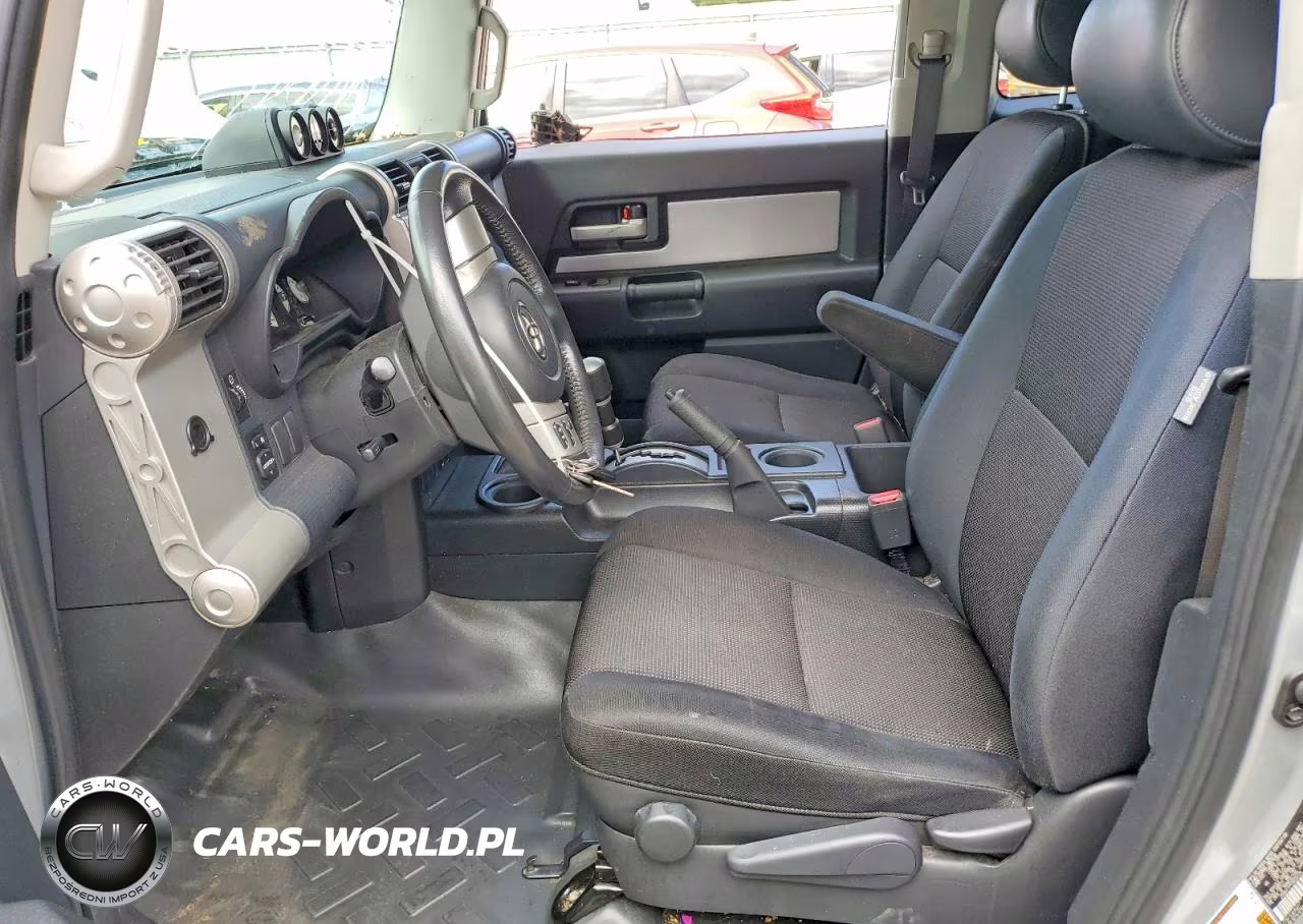 2007 Toyota Fj Cruiser Base VIN:JTEBU11F970036104 - 7
