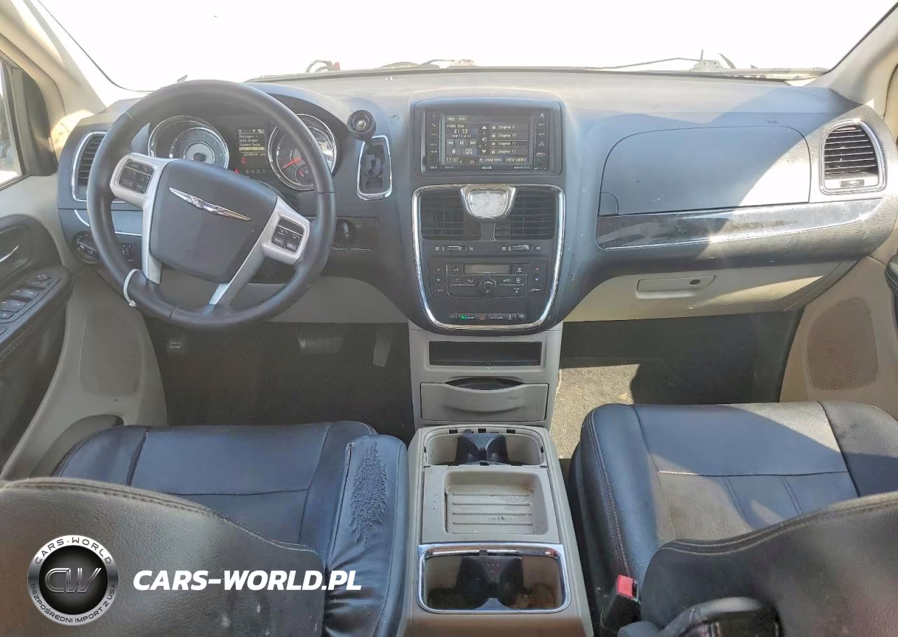 2016 Chrysler Town & Country Touring VIN:2C4RC1BG1GR296404 - 8
