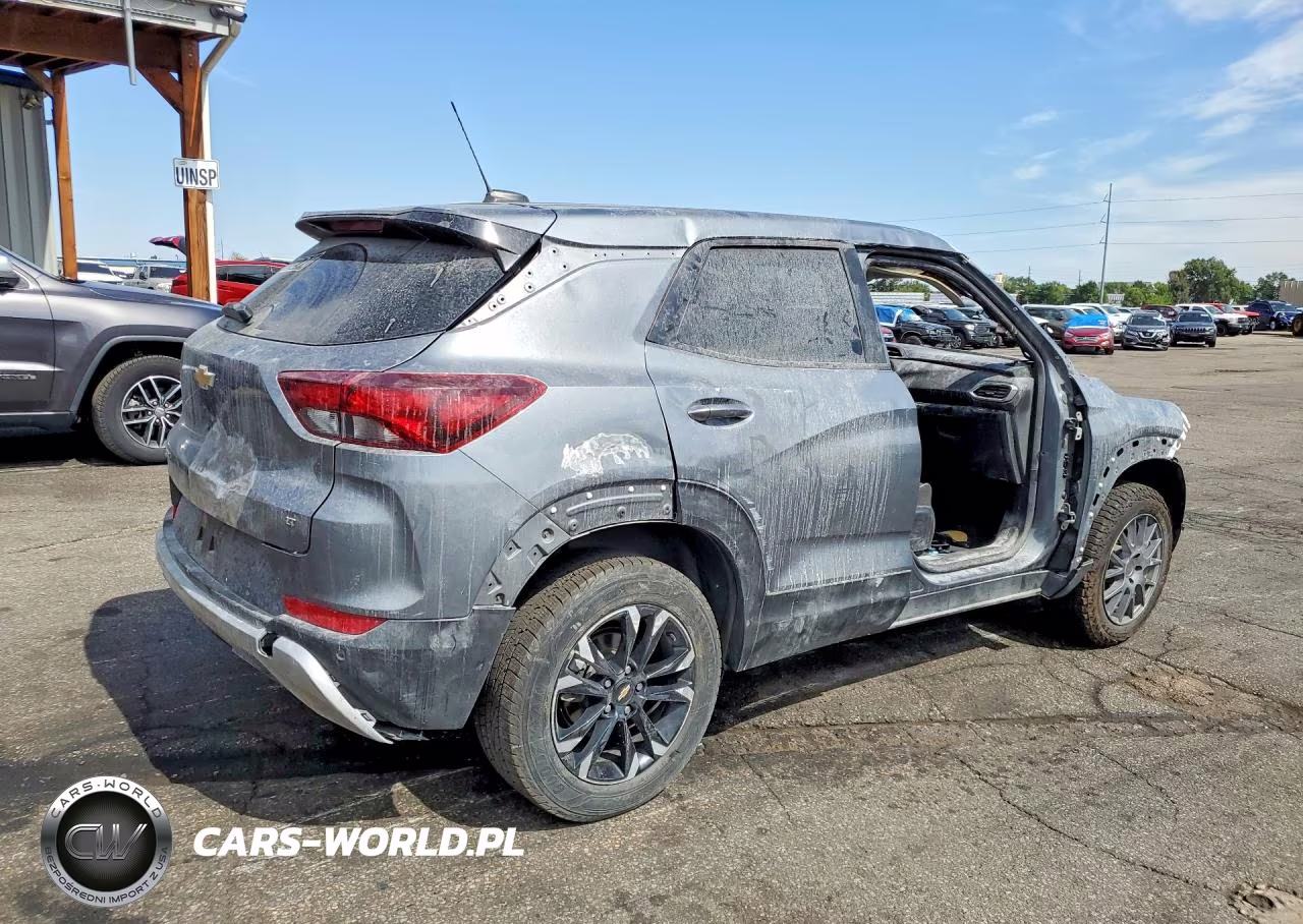 2021 Chevrolet Trailblazer Lt VIN:KL79MRSLXMB115901 - 3