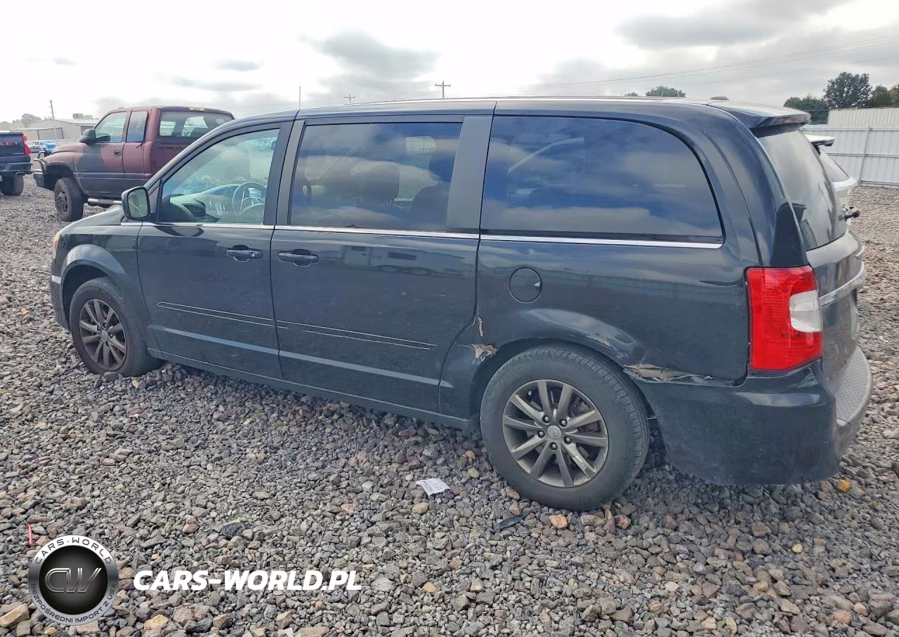 2015 Chrysler Town & Country S VIN:2C4RC1HG9FR590882 - 2