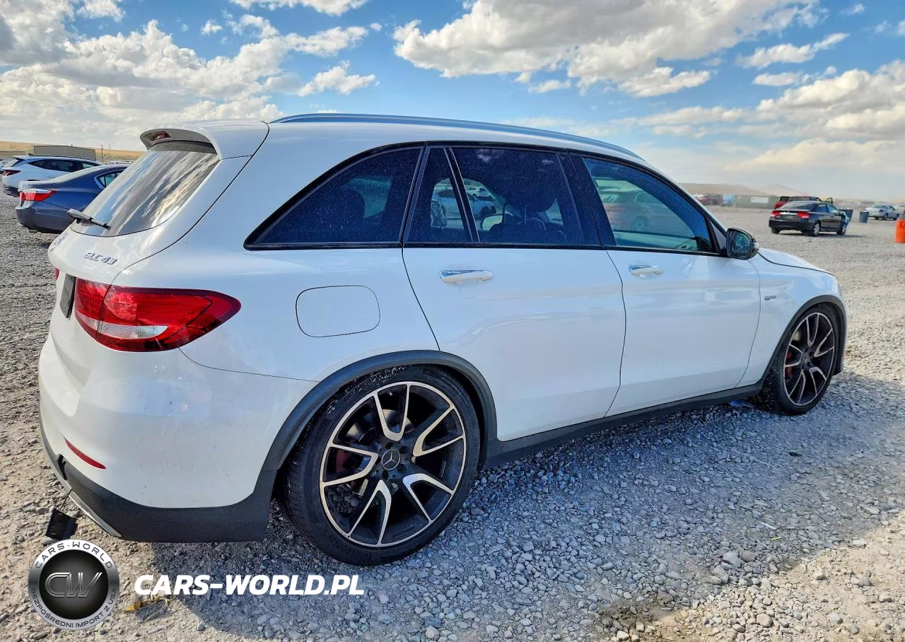 2017 Mercedes-Benz Glc 43 4Matic Amg VIN:WDC0G6EB4HF165352 - 3