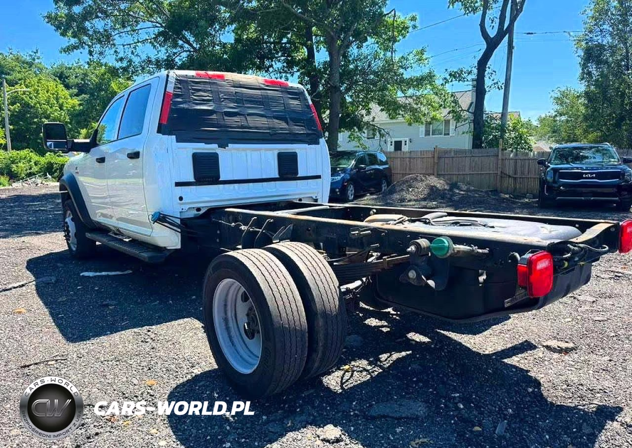 2024 Ram 5500 VIN:3C7WRNEL2RG240579 - 3