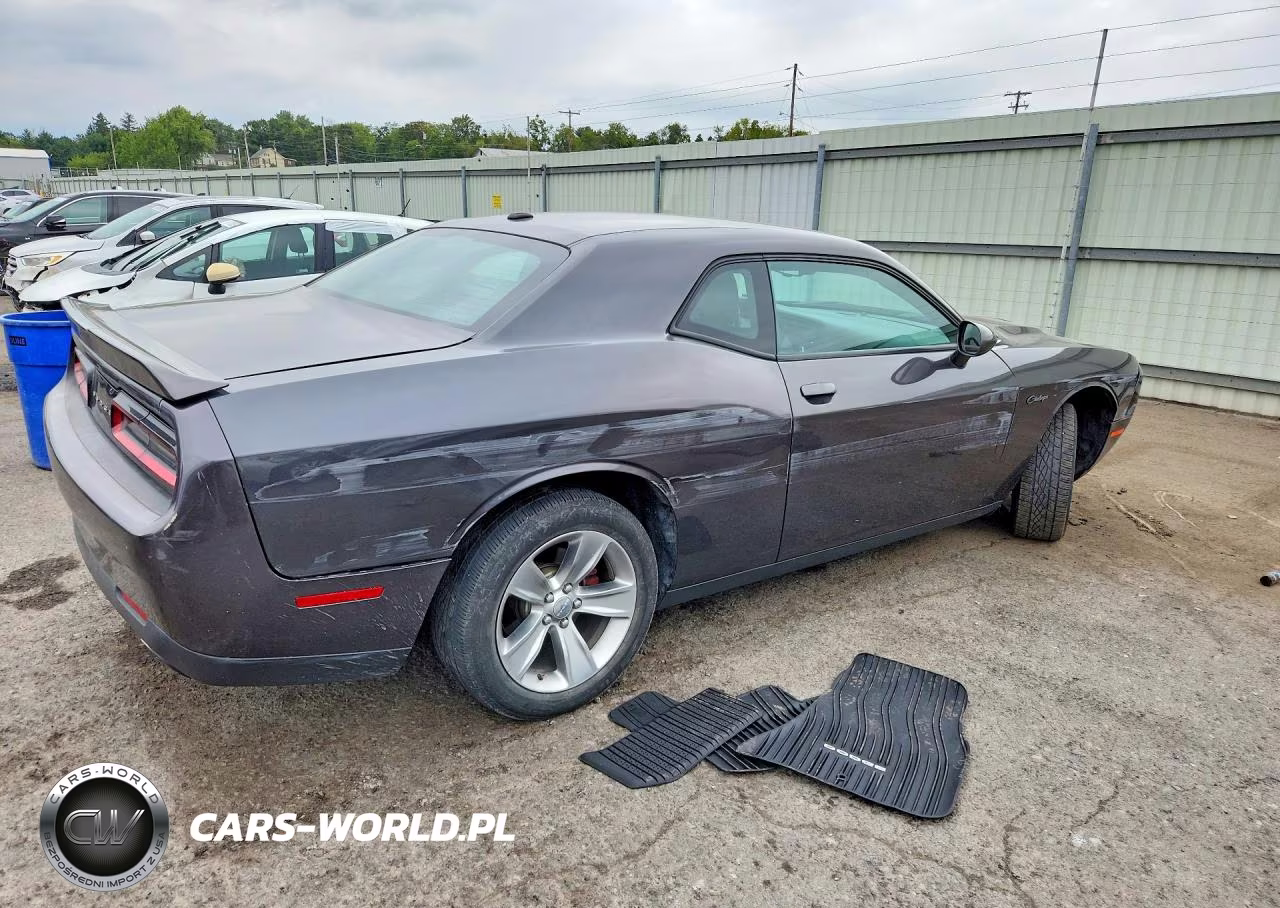 2020 Dodge Challenger Sxt VIN:2C3CDZAG5LH105459 - 3