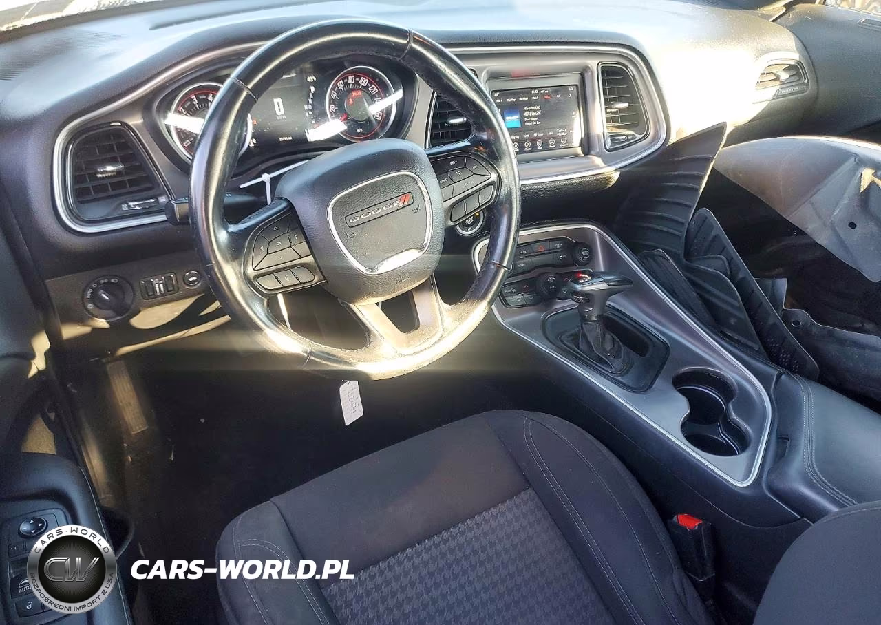 2020 Dodge Challenger Sxt VIN:2C3CDZAG5LH105459 - 8