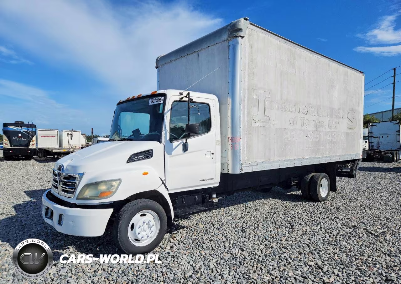 2009 Hino Hino 185 - Truck Cab And Chassis