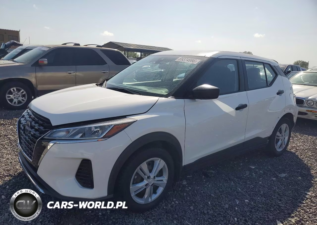 2022 Nissan Kicks S