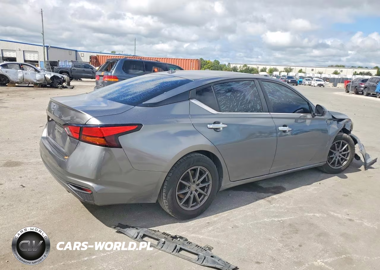 2020 Nissan Altima S VIN:1N4BL4BV2LC126630 - 3