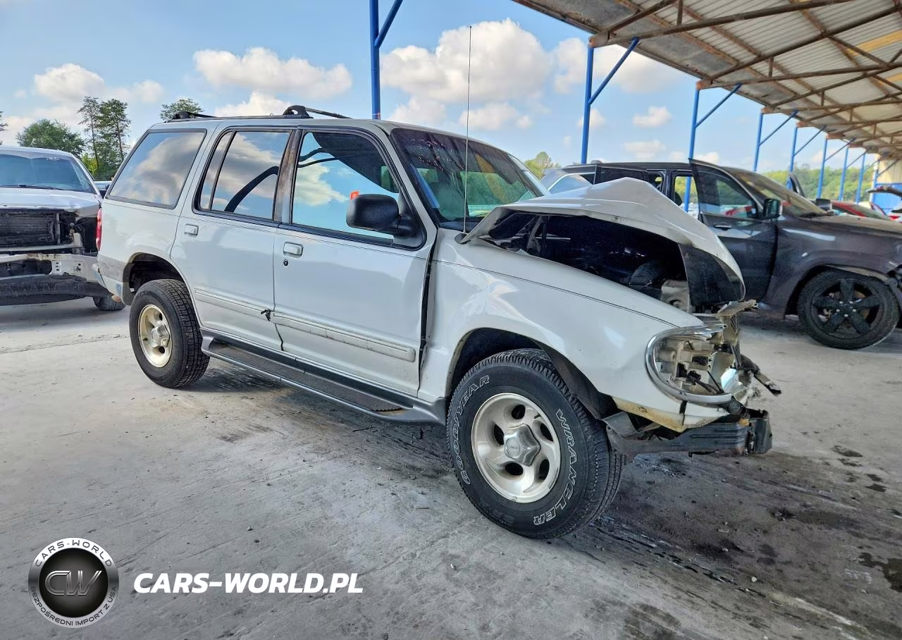 2000 Ford Explorer Xlt VIN:1FMZU73EXYZB68243 - 4