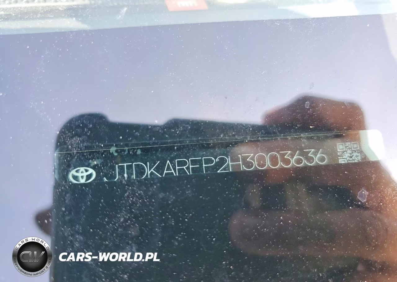 2017 Toyota Prius Prime Advanced VIN:JTDKARFP2H3003636 - 12