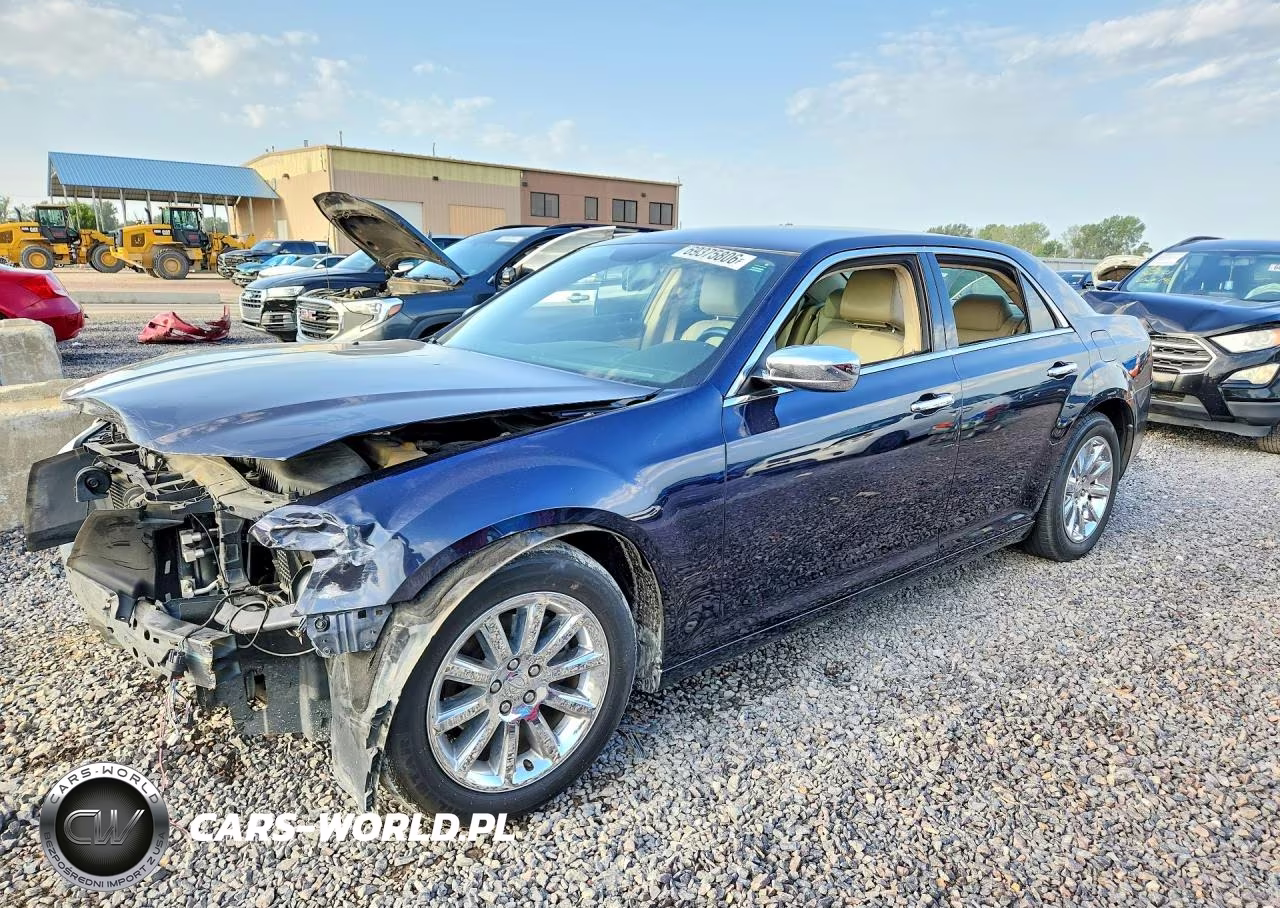 2012 Chrysler 300 Limited VIN:2C3CCACG2CH212633 - 1