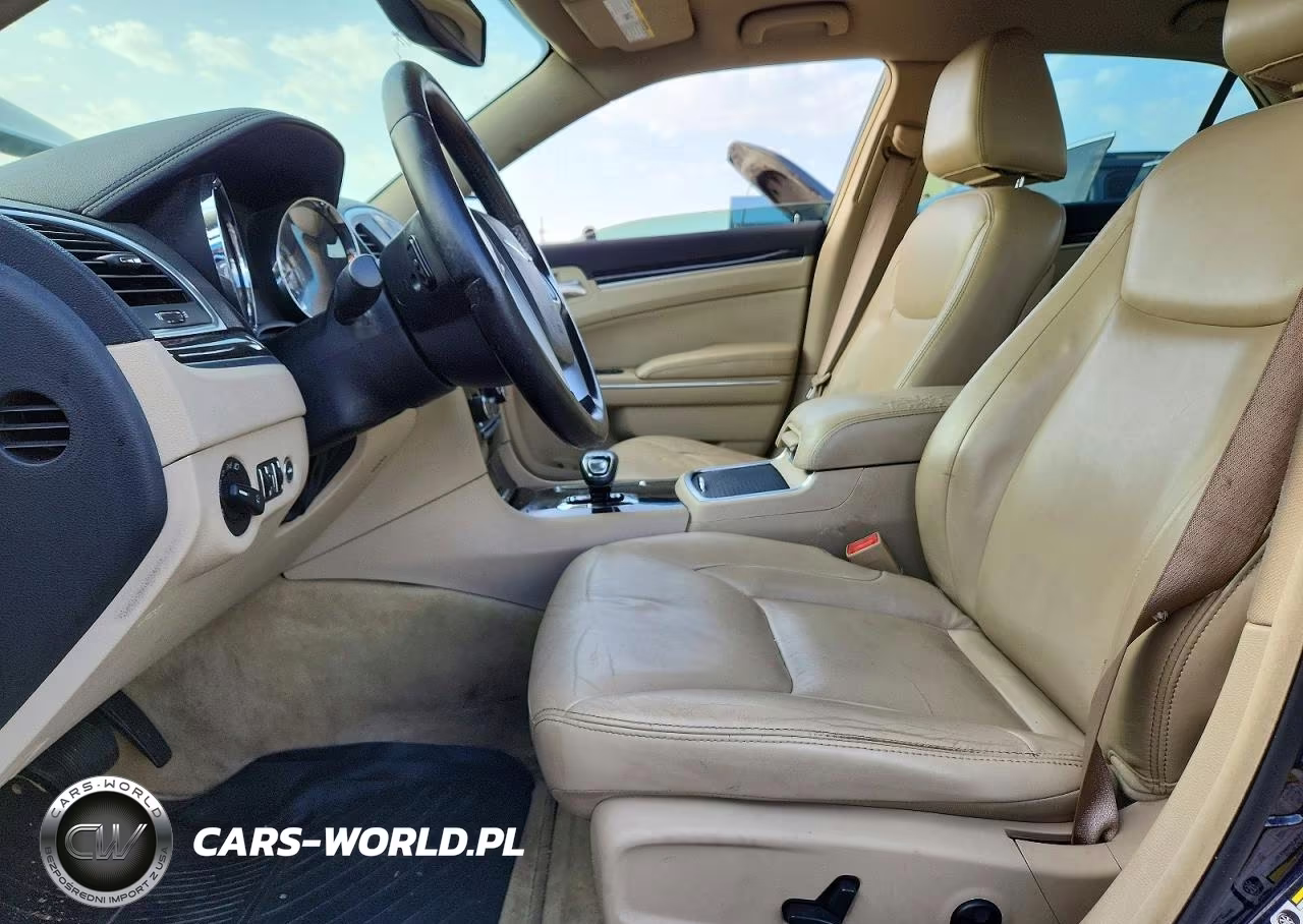 2012 Chrysler 300 Limited VIN:2C3CCACG2CH212633 - 7