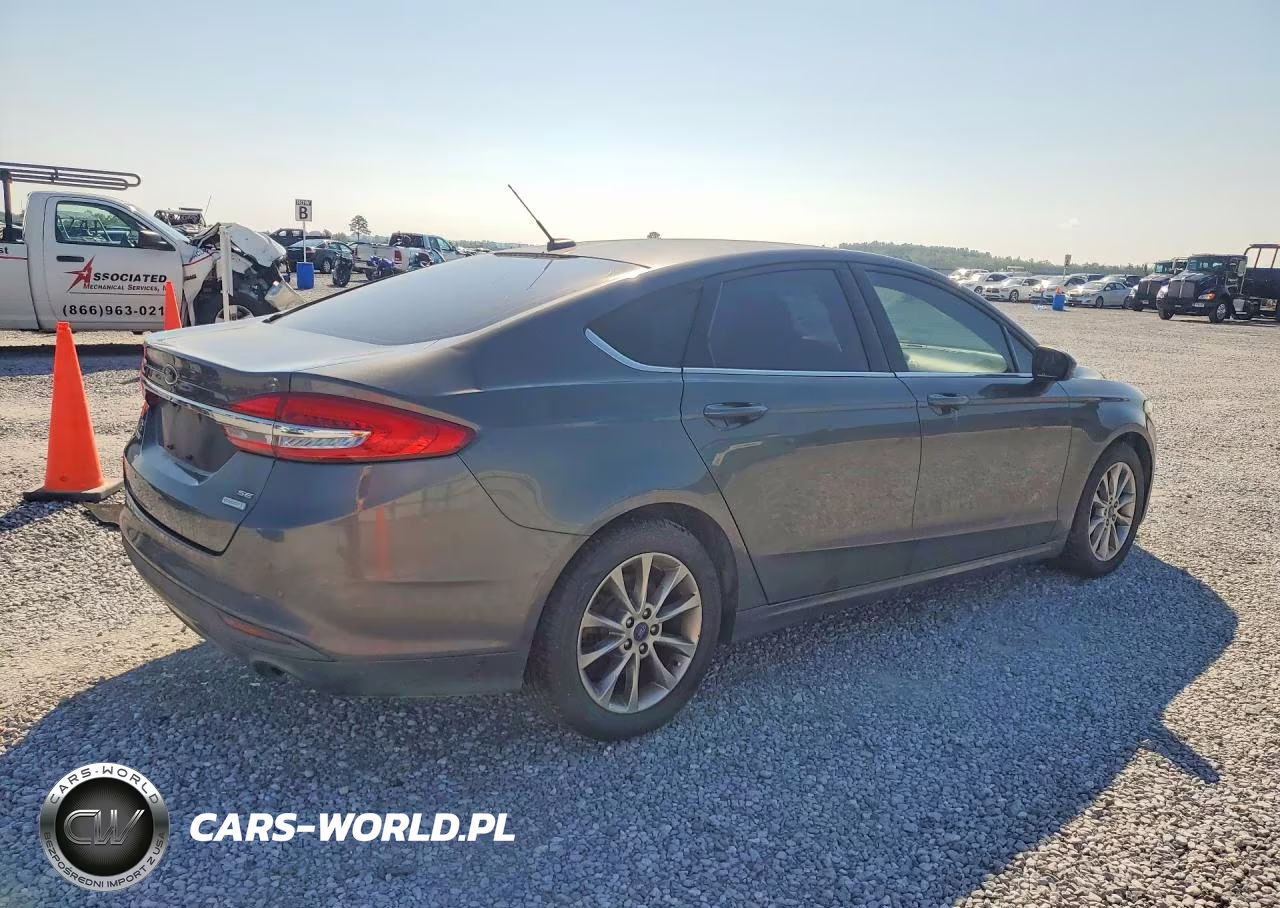 2017 Ford Fushion VIN:3FA6P0HD5HR410985 - 3
