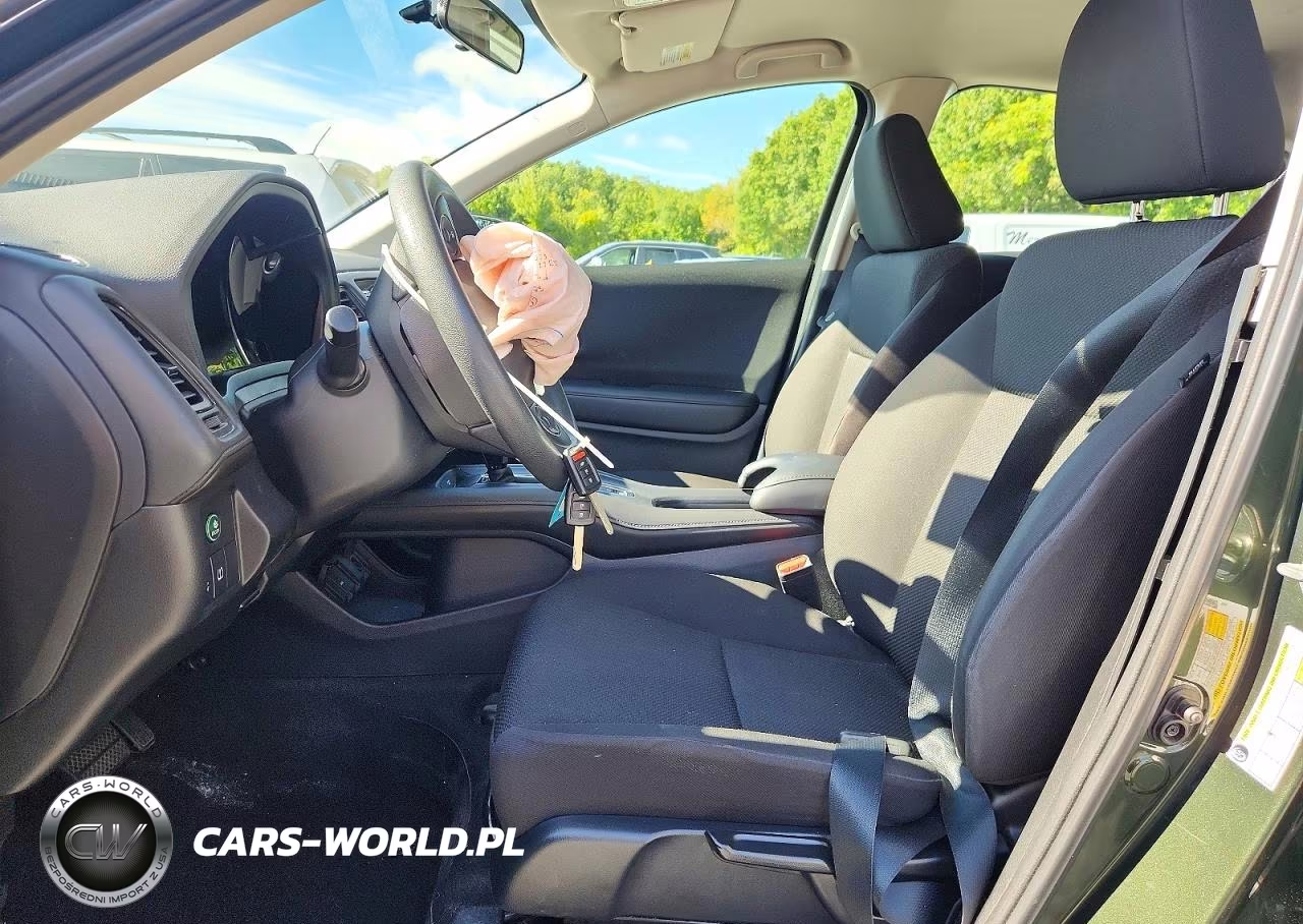 2018 Honda Hr-V Lx VIN:3CZRU6H36JG701176 - 7